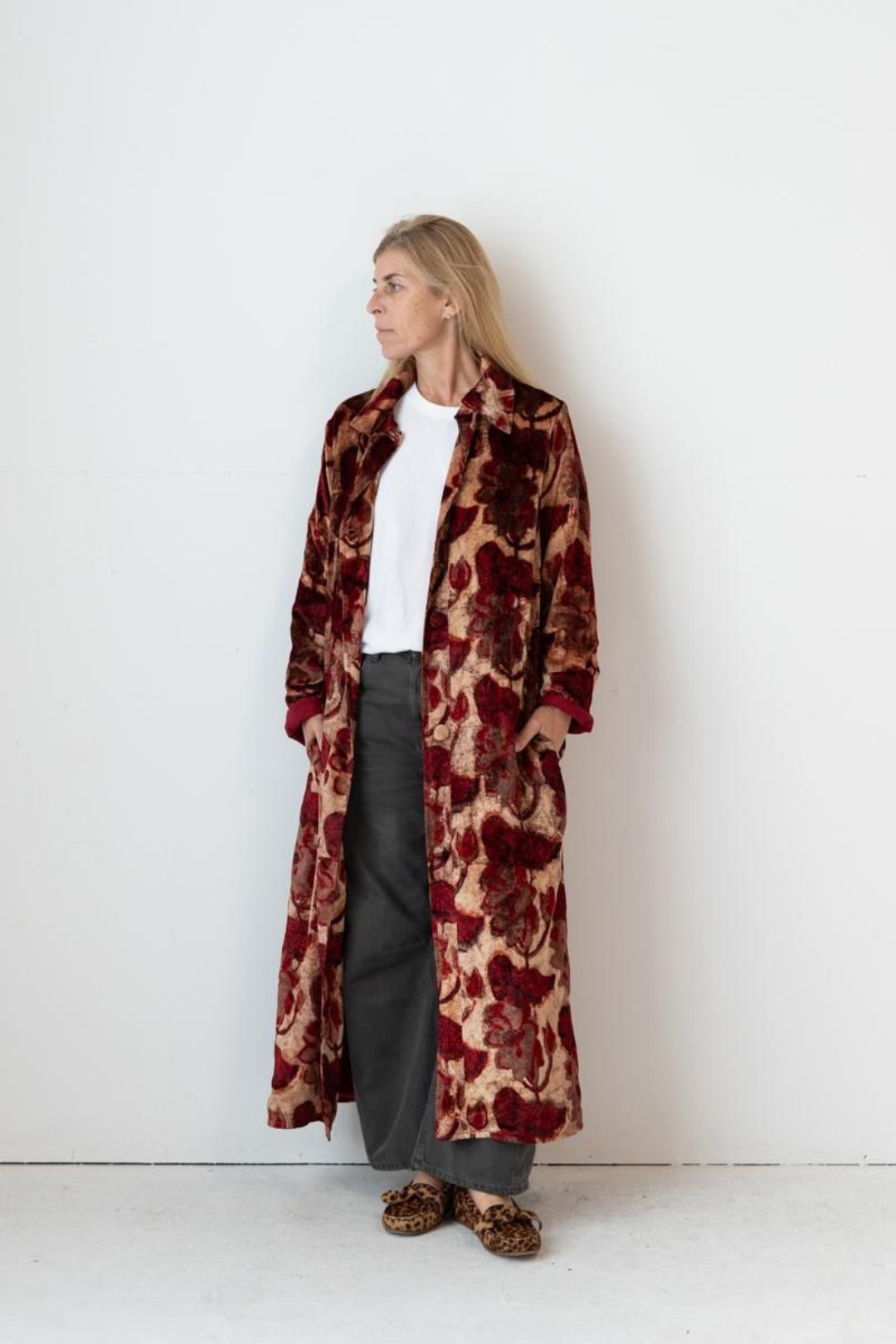 RUBY SILK VELVET COAT – THEHOLYHUNTER